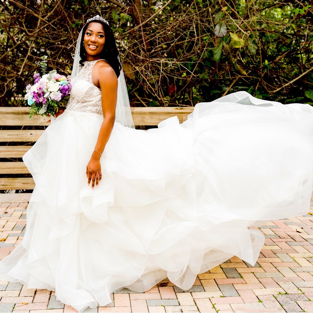 Wedding dress for sale size 8
